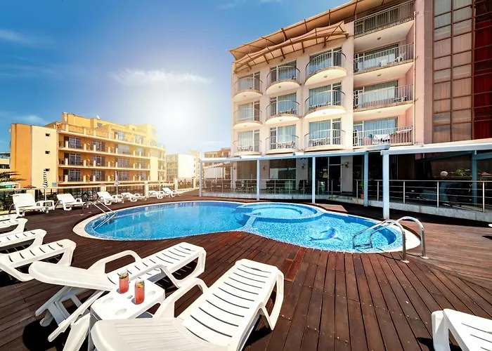 свети николай Hotel 3*